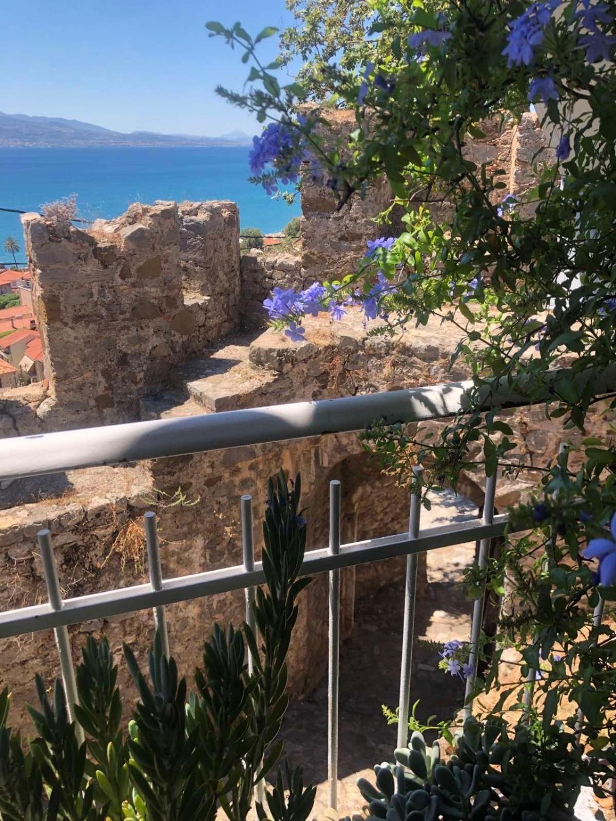 Sideroporta Castle Nafpaktos Guest House Luaran gambar